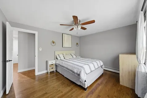 6255 South Mason Avenue Chicago IL 60638