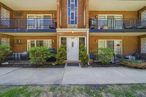 6255 South Mason Avenue Chicago IL 60638
