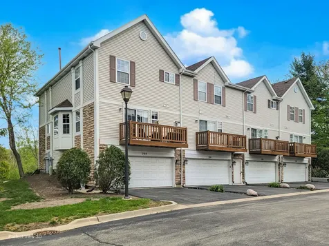 790 West Misty Drive Palatine IL 60074