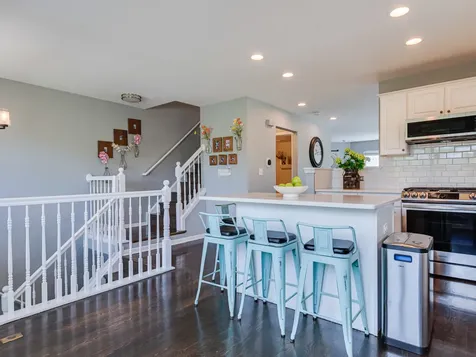 790 West Misty Drive Palatine IL 60074