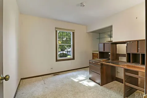 470 Highland Grove Drive Buffalo Grove IL 60089