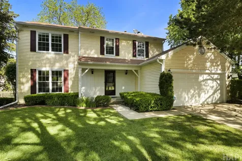 470 Highland Grove Drive Buffalo Grove IL 60089