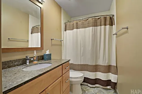 470 Highland Grove Drive Buffalo Grove IL 60089