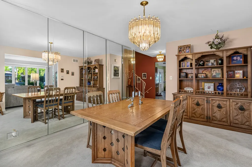 3173 Grandview Place Darien IL 60561
