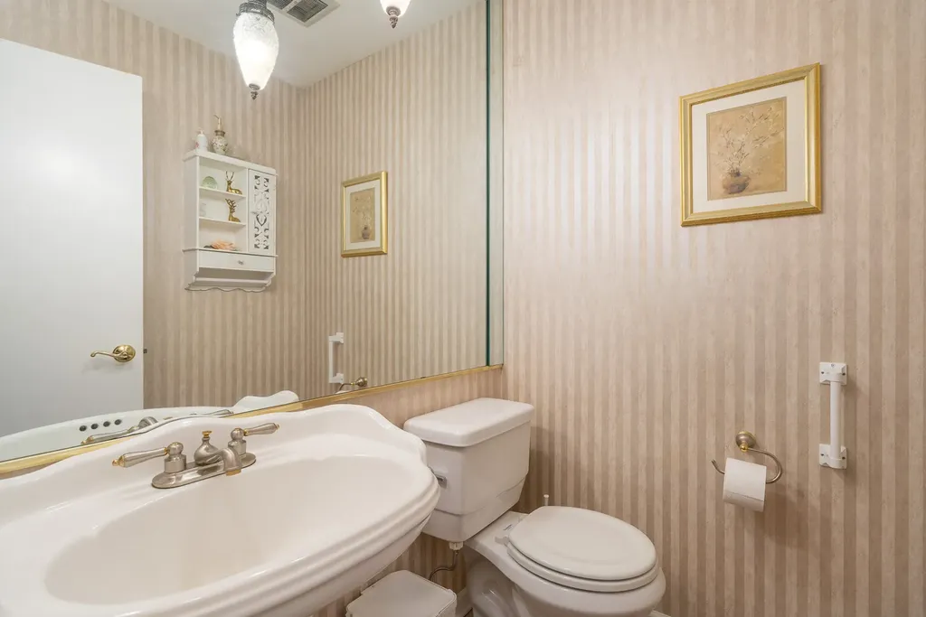 3173 Grandview Place Darien IL 60561
