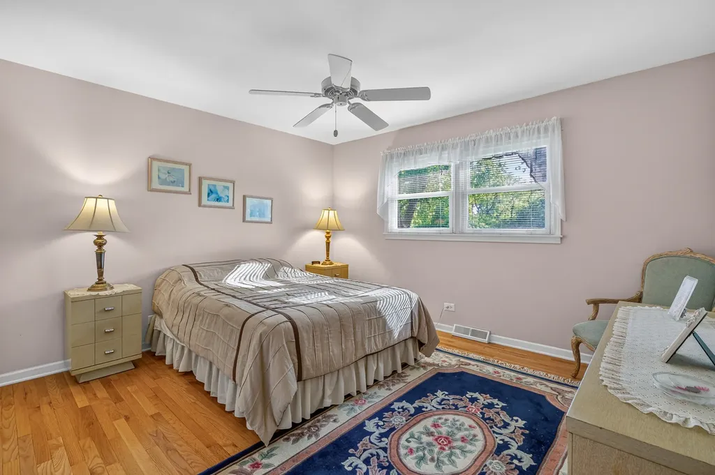 3173 Grandview Place Darien IL 60561