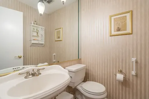 3173 Grandview Place Darien IL 60561