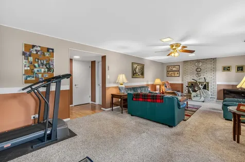 3173 Grandview Place Darien IL 60561