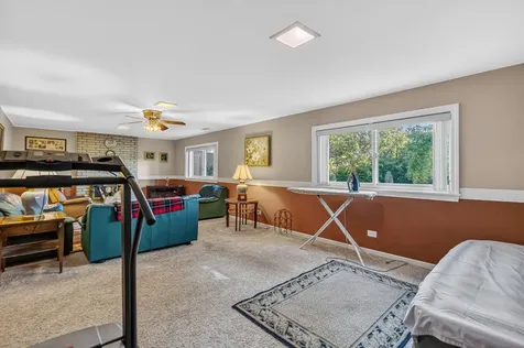 3173 Grandview Place Darien IL 60561