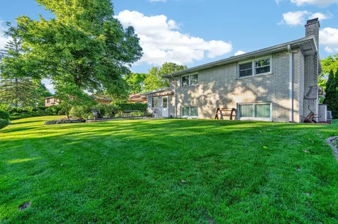 3173 Grandview Place Darien IL 60561
