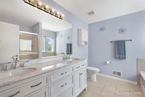 905 Shelter Island Lane Pingree Grove IL 60140