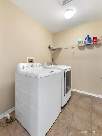 905 Shelter Island Lane Pingree Grove IL 60140