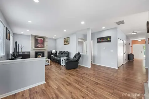 905 Shelter Island Lane Pingree Grove IL 60140