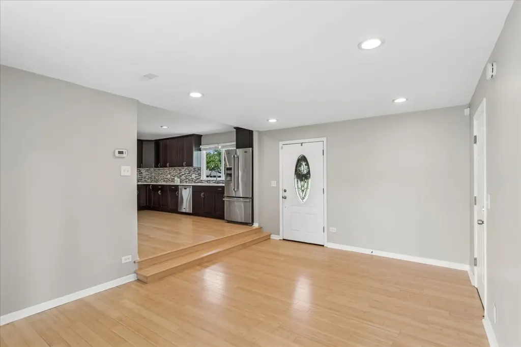 17 Rugby Road Lake Zurich IL 60047
