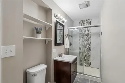 17 Rugby Road Lake Zurich IL 60047