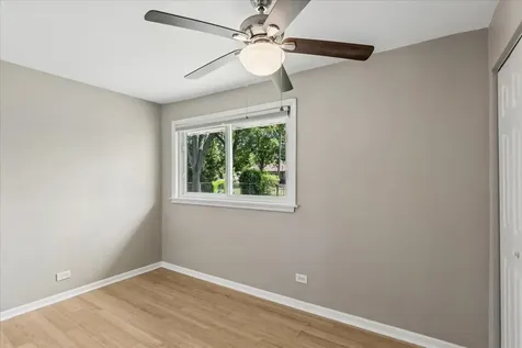 17 Rugby Road Lake Zurich IL 60047