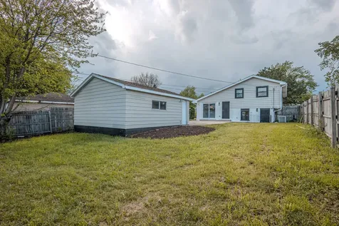 3925 168TH Place Country Club Hills IL 60478