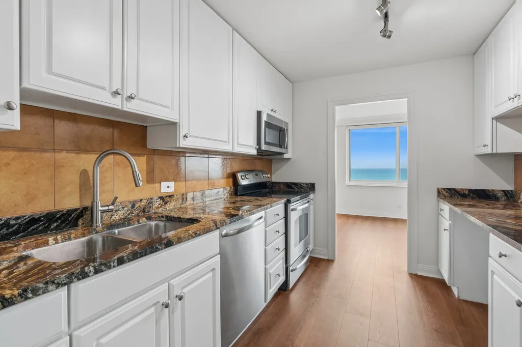 1440 North Lake Shore Drive Chicago IL 60610