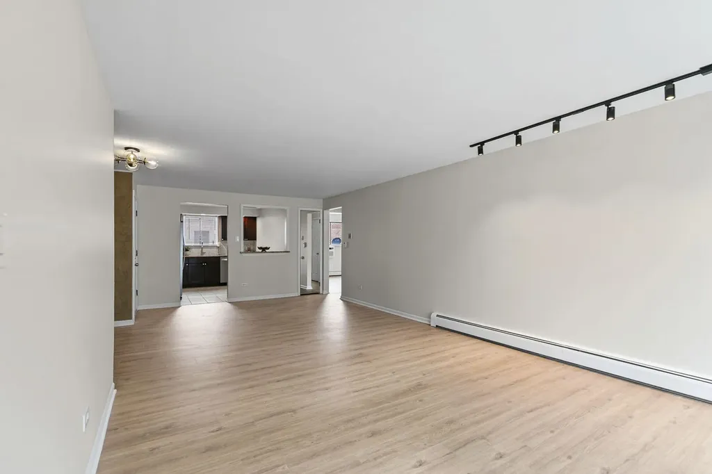 5331 North Delphia Avenue Chicago IL 60656