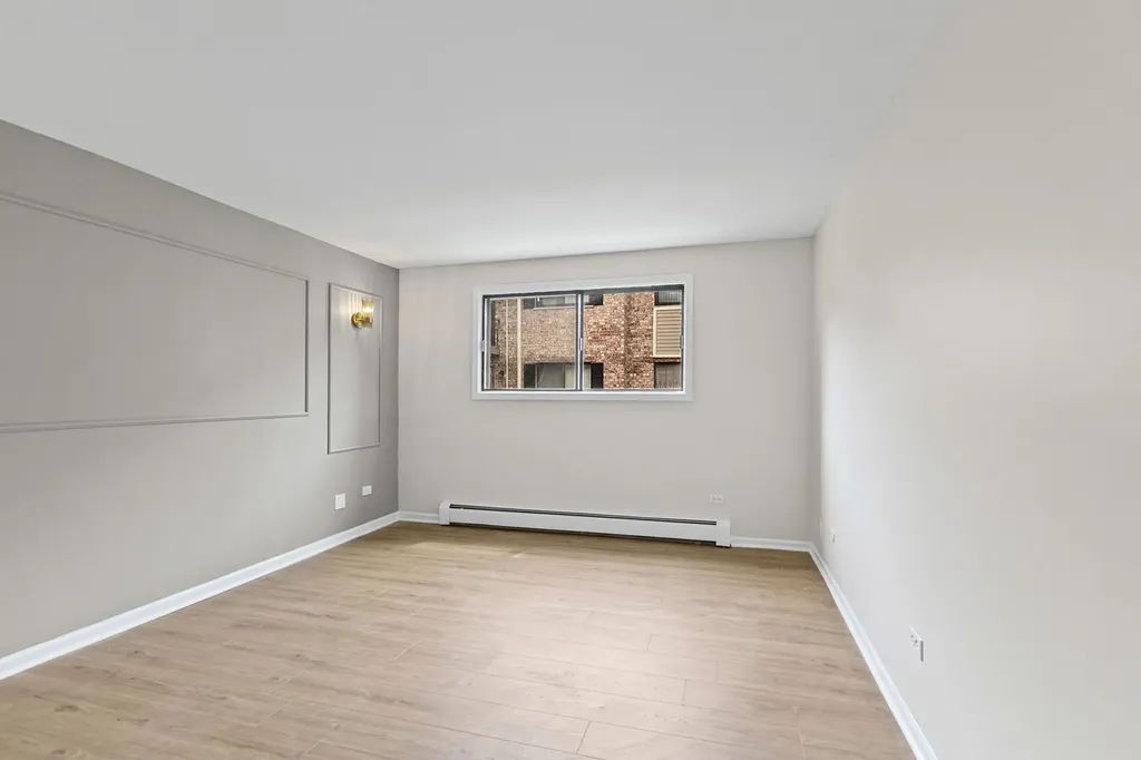 5331 North Delphia Avenue Chicago IL 60656