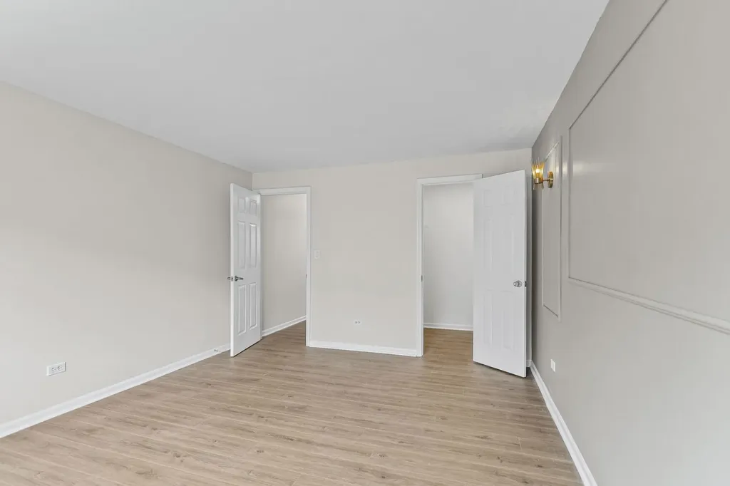5331 North Delphia Avenue Chicago IL 60656