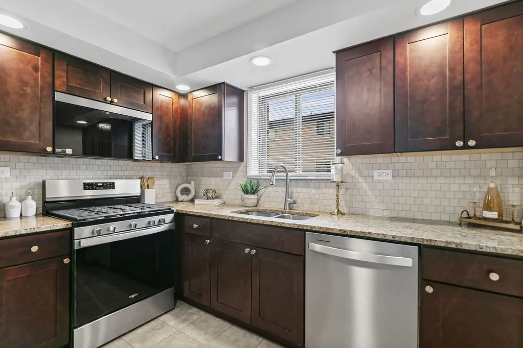 5331 North Delphia Avenue Chicago IL 60656