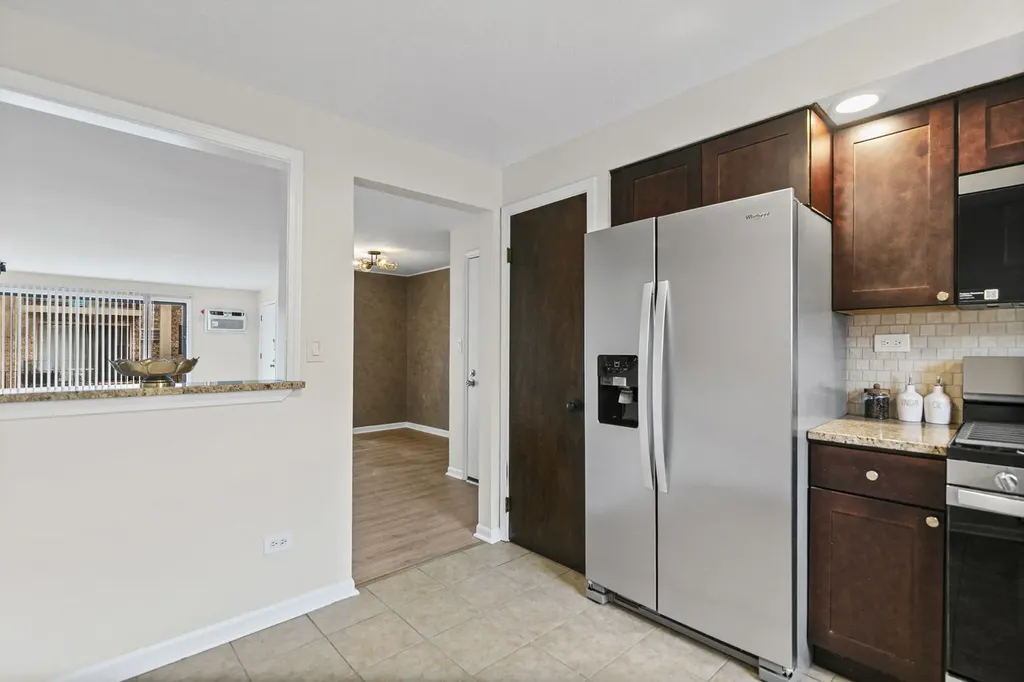 5331 North Delphia Avenue Chicago IL 60656