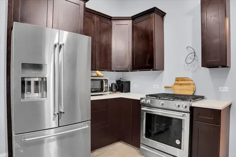 5549 West 102nd Street Oak Lawn IL 60453