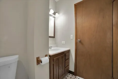 5549 West 102nd Street Oak Lawn IL 60453