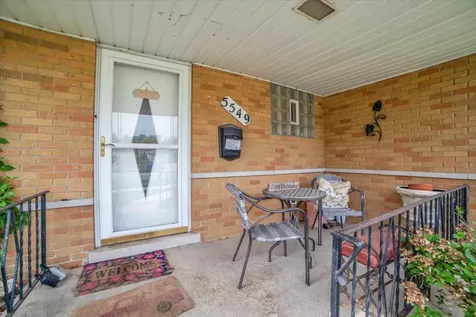 5549 West 102nd Street Oak Lawn IL 60453
