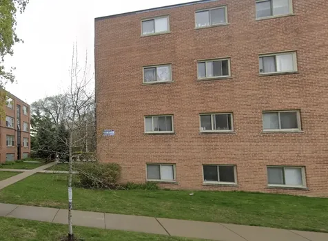 2245 West Farwell Avenue Chicago IL 60645