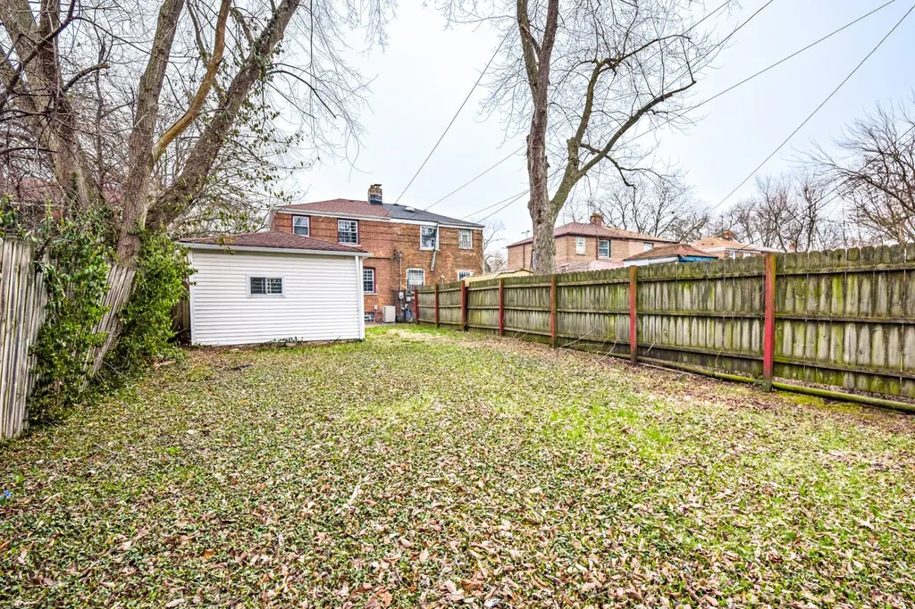 9720 South Yates Avenue Chicago IL 60617