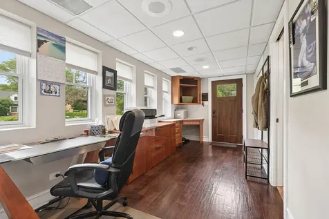 829 Gardner Road Flossmoor IL 60422