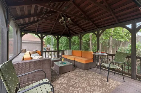 829 Gardner Road Flossmoor IL 60422