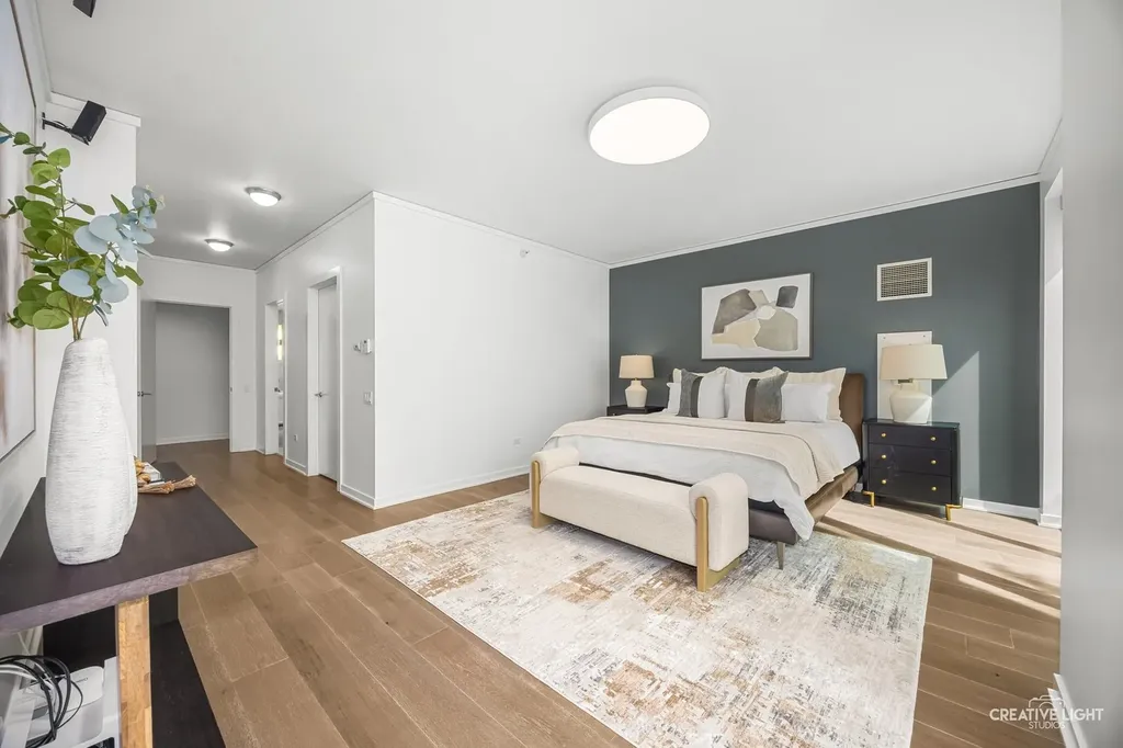 204 North Park Drive Chicago IL 60601