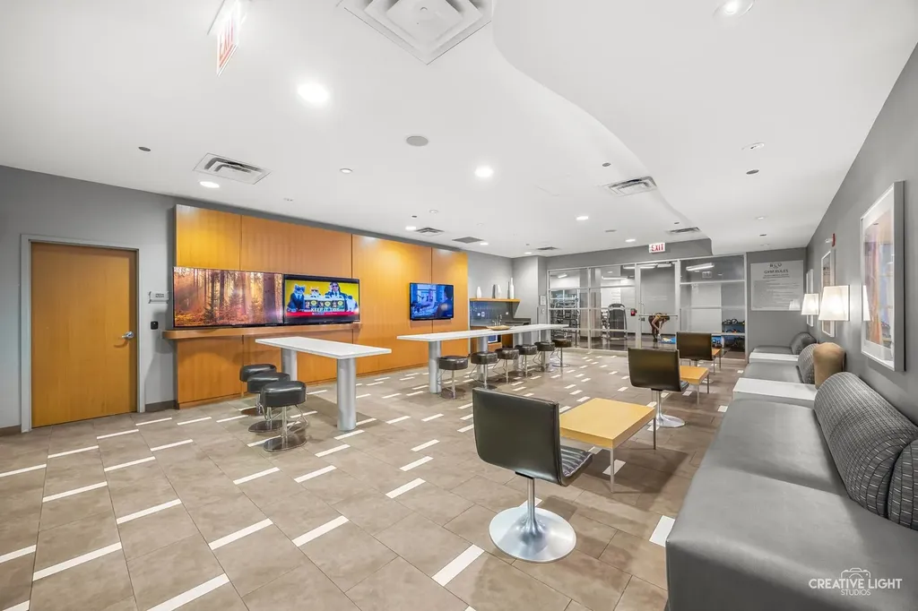 204 North Park Drive Chicago IL 60601