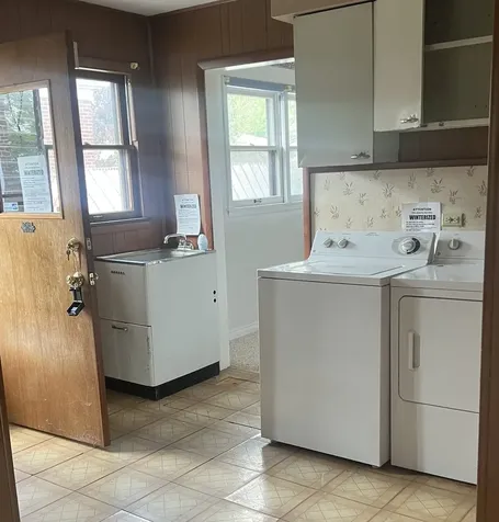 17205 Highland Avenue Hazel Crest IL 60429