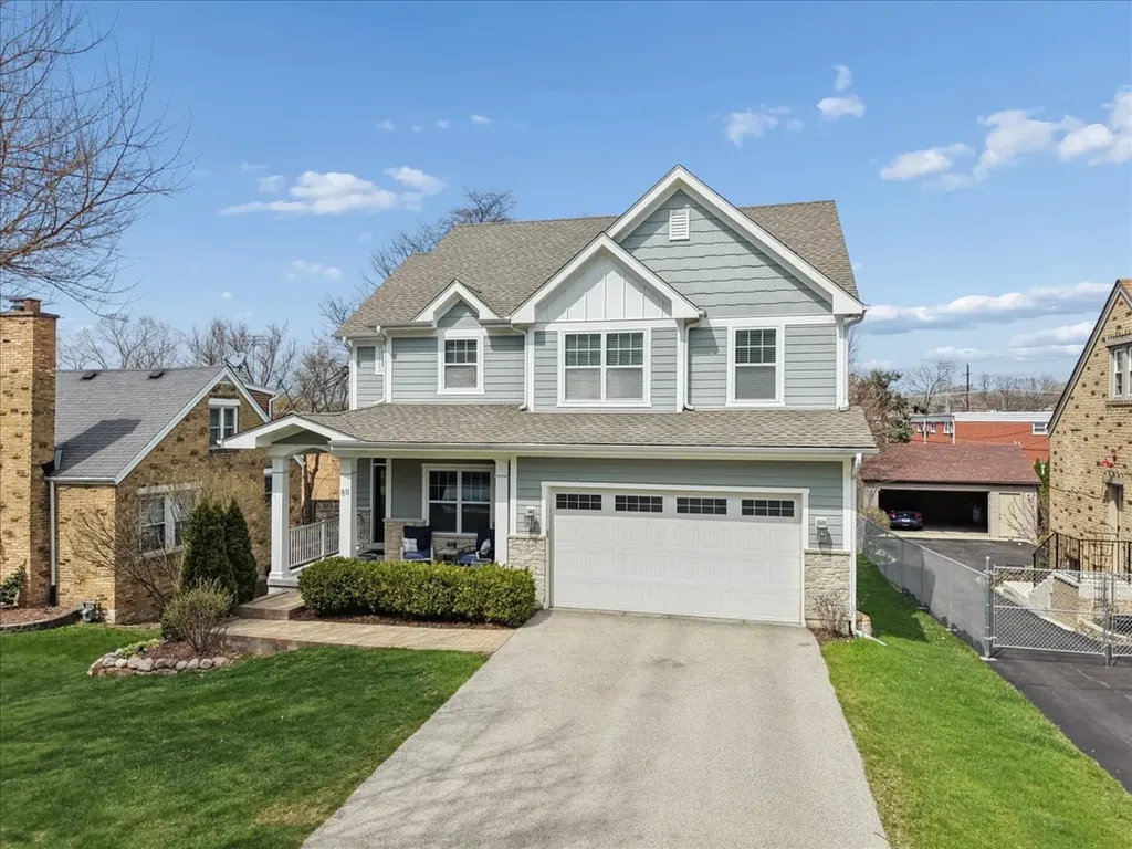 811 Michigan Street Wheaton IL 60187