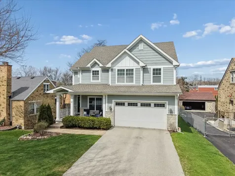 811 Michigan Street Wheaton IL 60187