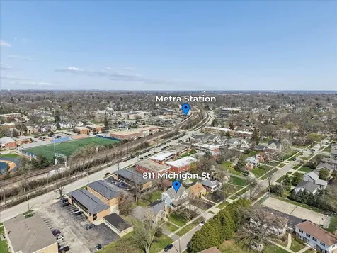 811 Michigan Street Wheaton IL 60187