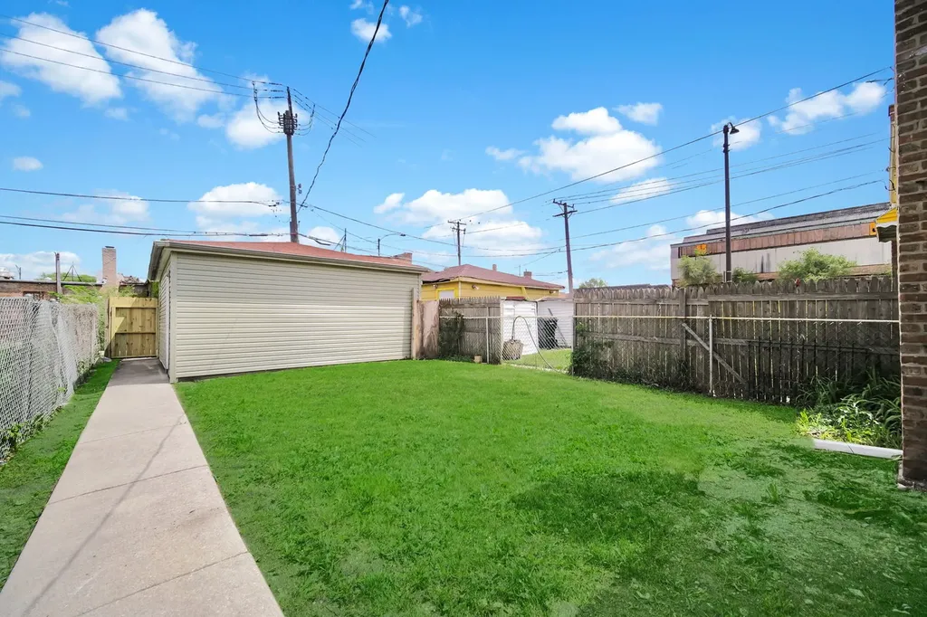 7357 South Marshfield Avenue Chicago IL 60636