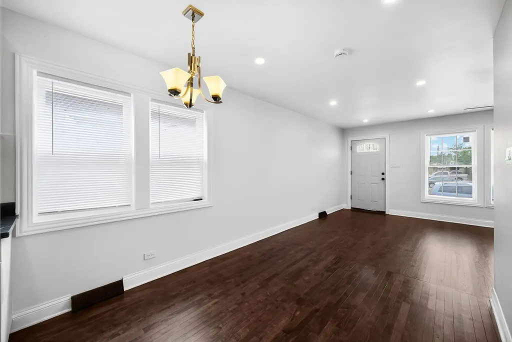 7357 South Marshfield Avenue Chicago IL 60636