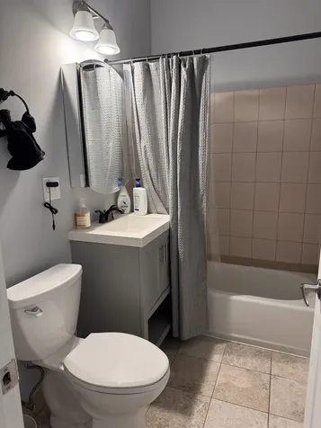 941 East 54th Place Chicago IL 60615