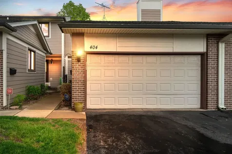 404 Bluebird Lane Deerfield IL 60015