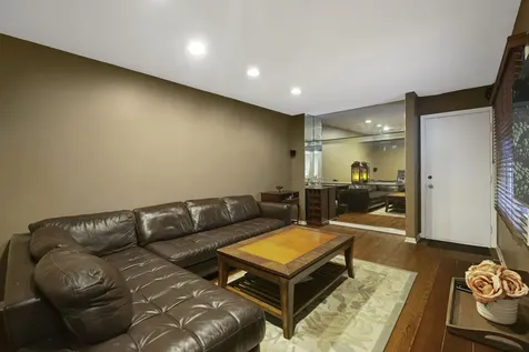 404 Bluebird Lane Deerfield IL 60015