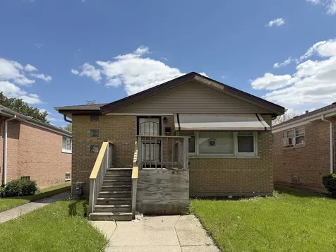 10139 South May Street Chicago IL 60643