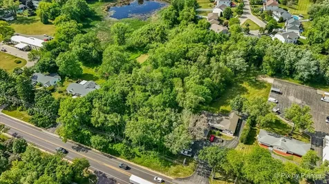 454 West Terra Cotta Avenue Crystal Lake IL 60014
