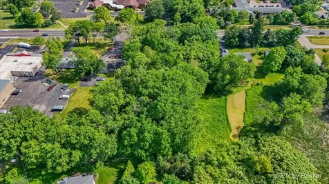 454 West Terra Cotta Avenue Crystal Lake IL 60014