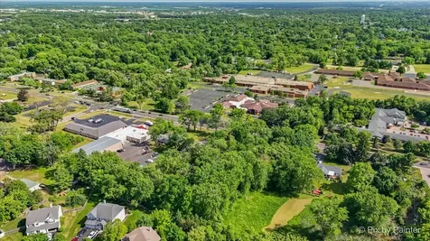 454 West Terra Cotta Avenue Crystal Lake IL 60014
