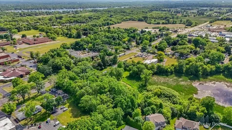 454 West Terra Cotta Avenue Crystal Lake IL 60014